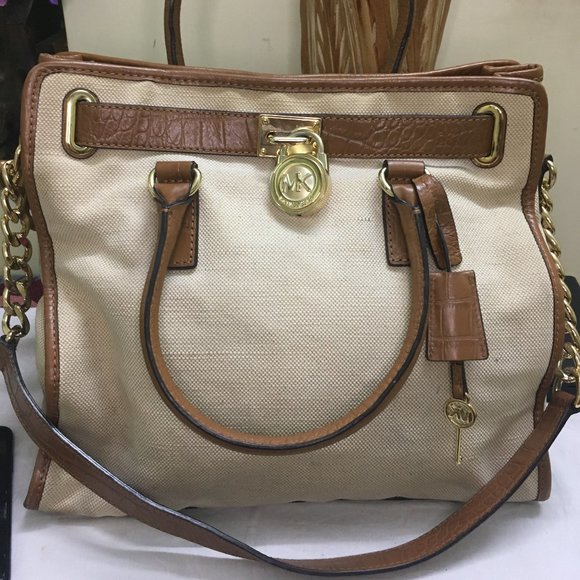 At best price: Authentic Michael Kors Hamilton NS Canvas/ Leather Tote - Picture 2 of 16
